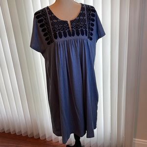 Embroidered “Lounge” Dress sz XL